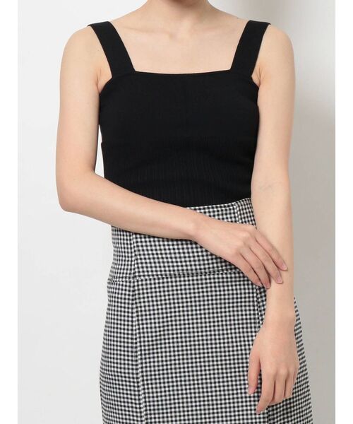 MERCURYDUO(マーキュリーデュオ)の「カップ付インナーニットキャミ(キャミソール・レディース・オフホワイト/ブラック・FREE)」の3枚目の写真