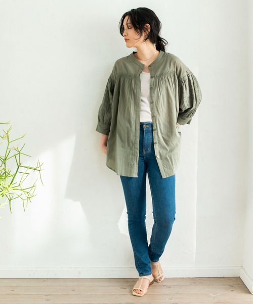 ANGIE（アンジー）の「コットン刺繍レース ボリューム袖ブラウス（シャツ/ブラウス・レディース・イエロー/カーキ/オフホワイト/スミクロ・FREE）」の5枚目の写真