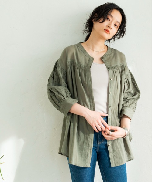 ANGIE（アンジー）の「コットン刺繍レース ボリューム袖ブラウス（シャツ/ブラウス・レディース・イエロー/カーキ/オフホワイト/スミクロ・FREE）」の11枚目の写真