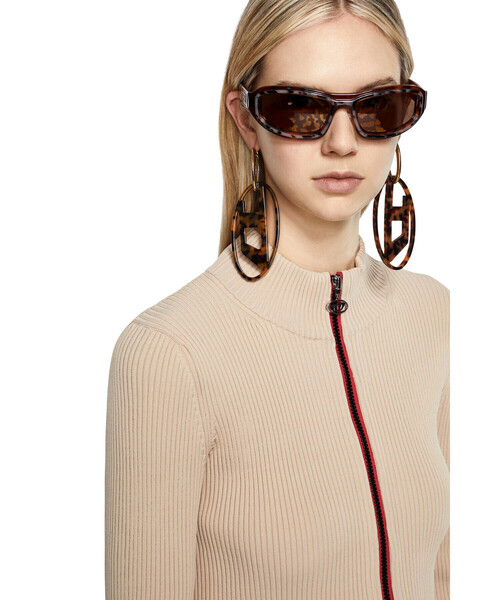 DIESEL（ディーゼル）の「レディース 長袖 ニット カーディガン フロントジップ ライトジャケット（ニット/セーター・レディース・ベージュ/ブラック・MEDIUM/LARGE/SMALL/X-LARGE）」の10枚目の写真