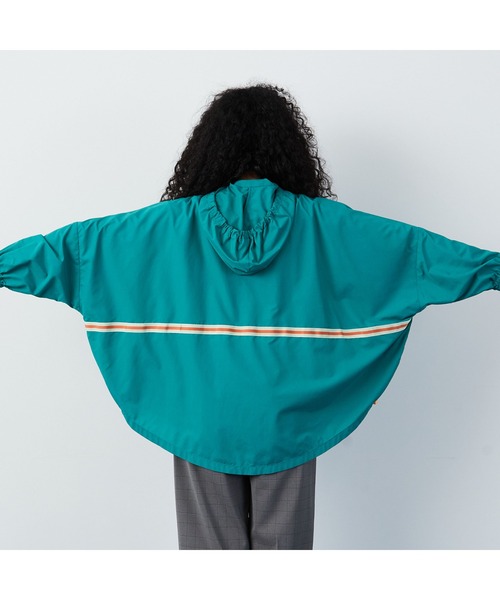 FRAPBOIS（フラボア）の「ウィンドー（その他アウター・レディース・エメラルド/ネイビー・1/2）」の7枚目の写真