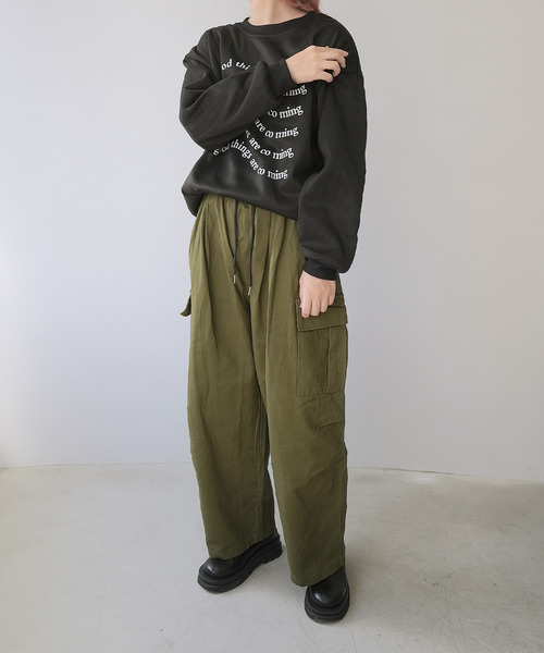 c.u.l（シーユーエル）の「オーバーサイズデザインプリントスウェット culw179（スウェット・レディース・ブラック/ライトグレー/ホワイト・FREE）」の4枚目の写真