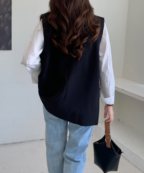 emi+（エミプラス）の「オーバーシルエットテーラードベスト（ベスト・レディース・モカ/ブラック/ブラウン/アイボリー・L/M/S）」の12枚目の写真