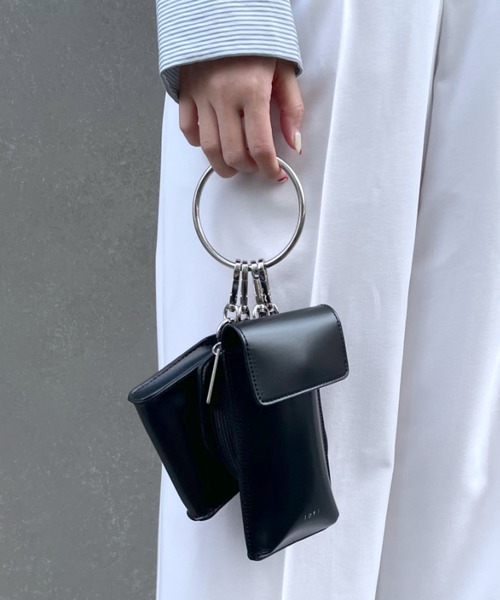 loti(ロティ)の「WEB限定 loti リングビーンズマルチセットBAG(ショルダーバッグ・レディース・ブラック/ブラウン/オフホワイト・ONE SIZE)」の6枚目の写真