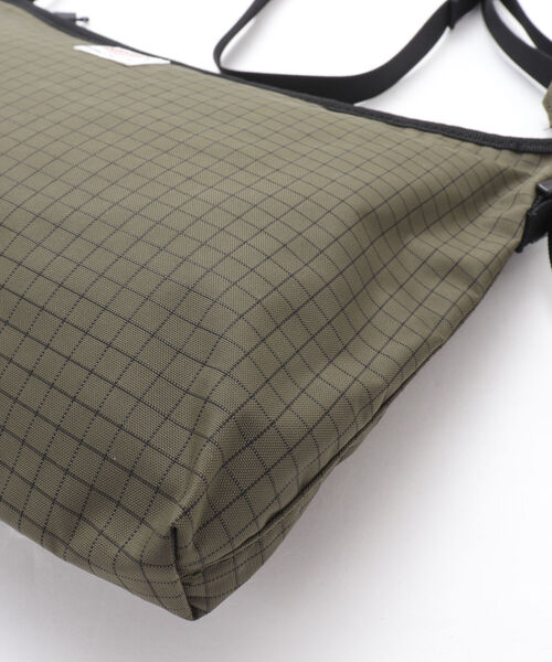 DANTON(ダントン)の「【DANTON/ダントン】RIPSTOP SACOCHE リップストップ サコッシュ(ショルダーバッグ・メンズ・ブラック/オリーブ/キャメル・FREE)」の11枚目の写真