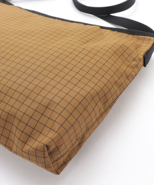 DANTON(ダントン)の「【DANTON/ダントン】RIPSTOP SACOCHE リップストップ サコッシュ(ショルダーバッグ・メンズ・ブラック/オリーブ/キャメル・FREE)」の4枚目の写真