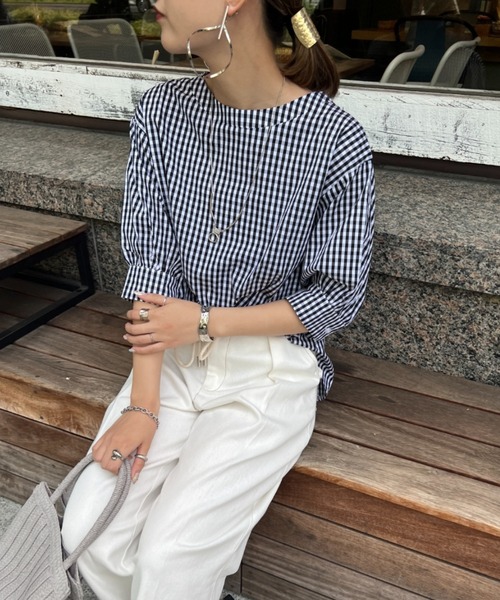 Chez toi（シェトワ）の「袖ボリュームブラウス（シャツ/ブラウス・レディース・ブラック/オフホワイト/ブルー/グリーン・FREE）」の9枚目の写真