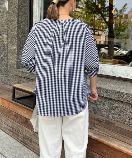 Chez toi（シェトワ）の「袖ボリュームブラウス（シャツ/ブラウス・レディース・ブラック/オフホワイト/ブルー/グリーン・FREE）」の15枚目の写真