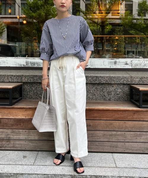 Chez toi（シェトワ）の「袖ボリュームブラウス（シャツ/ブラウス・レディース・ブラック/オフホワイト/ブルー/グリーン・FREE）」の18枚目の写真