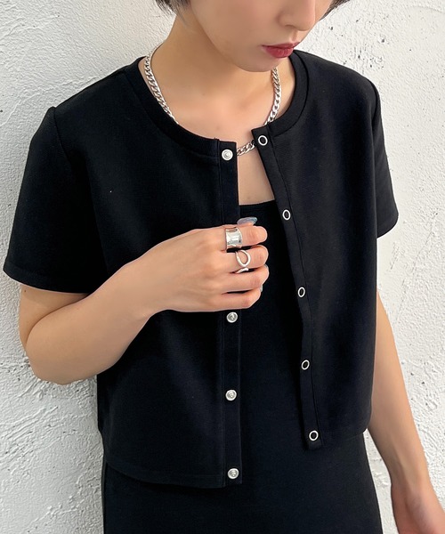 apres jour mignon（アプレジュールミニョン）の「ドットボタンショートトップス【ZOZOTOWN限定アイテム】（カーディガン/ボレロ・レディース・ブラック/ピンク/グリーン/アイボリー/ライトイエロー・X-LARGE/フリー）」の3枚目の写真
