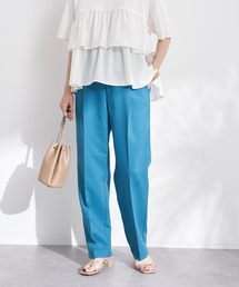 タックテーパードパンツ