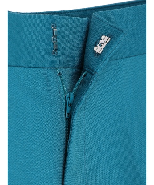 earth music&ecology（アースミュージックアンドエコロジー）の「タックテーパードパンツ（その他パンツ・レディース・ライトベージュ/ブラウン/ブルーグリーン・S/M/L）」の5枚目の写真