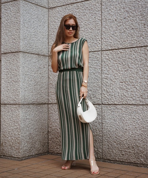 esutoreja（エストレジャ）の「2カラーストライプタンクトップ（タンクトップ・レディース・ブラック/グリーン/アイボリー・FREE）」の16枚目の写真