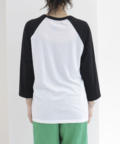 fredy repit(フレディレピ)の「【WEB限定】【BLUESCENTRIC/ブルースセントリック】ベースボールバンドT(Tシャツ/カットソー・レディース・オフホワイト/キナリ・FREE)」の3枚目の写真