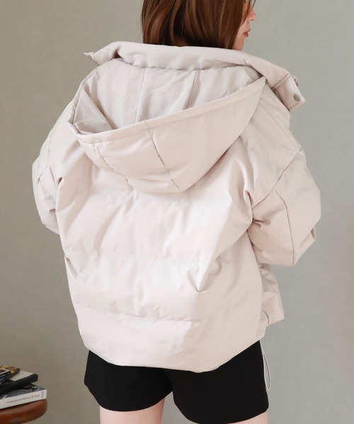 archives（アルシーヴ）の「ホワイトグースダウン（ダウンジャケット/コート・レディース・アイボリー/グレイッシュベージュ/ブラック・MEDIUM）」の21枚目の写真