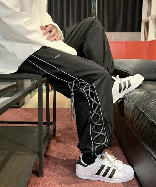 Mimma/Mimaa(ミマ)の「【Mimma/Mimaa】サイドラインループイージーパンツ(スラックス・メンズ・ホワイト/ブラック・FREE)」の12枚目の写真