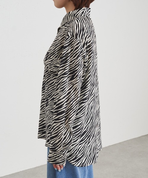 COLLAGE GALLARDAGALANTE（コラージュガリャルダガランテ）の「【OT】ゼブラプリントブラウス（シャツ/ブラウス・レディース・ブラック/ベージュ・FREE）」の21枚目の写真