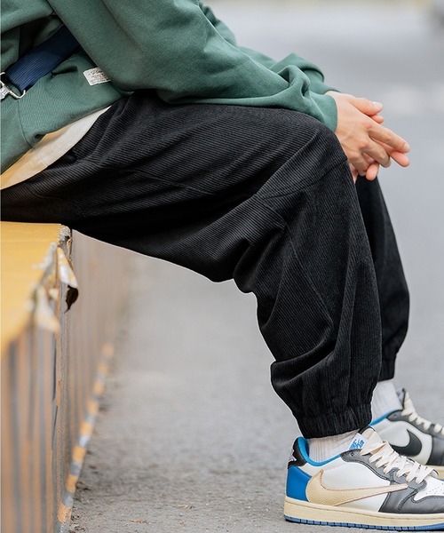 HOOK(フック)の「【HOOK】コーデュロイ裾絞りカーゴパンツ(カーゴパンツ・メンズ・ブラック/ブラウン/カーキ・M/L/XL/XXL)」の13枚目の写真