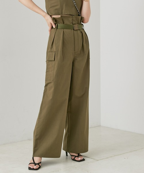 Chico（チコ）の「ベルト付きハイウエストカーゴロングパンツ（カーゴパンツ・レディース・ブラック/ベージュ/カーキ・FREE）」の3枚目の写真