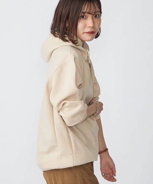 SHIPS（シップス）の「*SHIPS: スタイリッシュ ロゴ ワッペン バルキー ポンチ プルオーバー パーカー（パーカー・メンズ・ブラック/ベージュ/グレー/ブルー・SMALL/MEDIUM/LARGE/X-LARGE/XX-LARGE）」の15枚目の写真