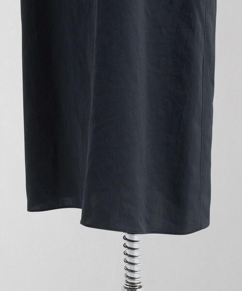 【美品✨】＜LOEFF＞ワッシャー サテン ペンシル ワンピース LOEFF（ロエフ）の「＜LOEFF＞ワッシャー サテン ペンシル