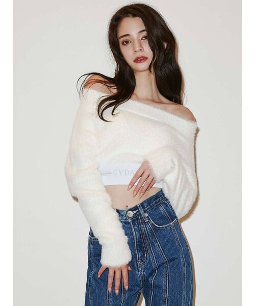 GYDA（ジェイダ）の「GYDAライン オフショルシャギーニットトップス（ニット/セーター・レディース・ブラック/オフホワイト・FREE）」の6枚目の写真