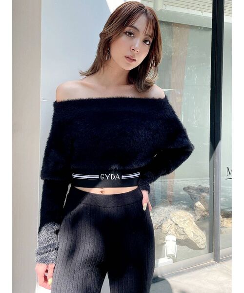 GYDA（ジェイダ）の「GYDAライン オフショルシャギーニットトップス（ニット/セーター・レディース・ブラック/オフホワイト・FREE）」の15枚目の写真