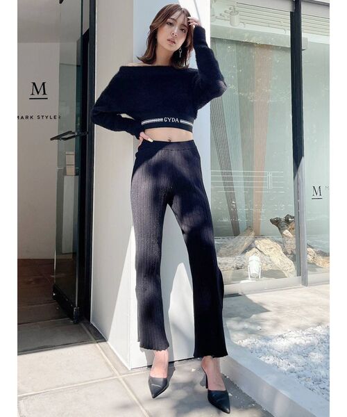 GYDA（ジェイダ）の「GYDAライン オフショルシャギーニットトップス（ニット/セーター・レディース・ブラック/オフホワイト・FREE）」の21枚目の写真