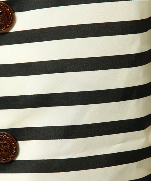 LBC（エルビーシー）の「レインコート ボーダー              （レインコート/ポンチョ・レディース・ブラック/ネイビー・ONE SIZE）」の10枚目の写真