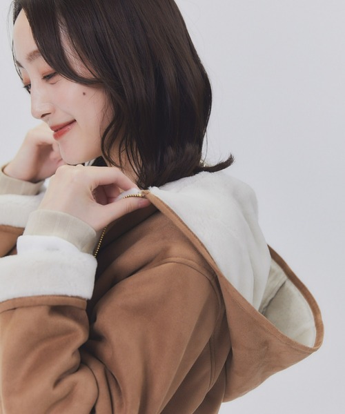 HONEYSUCKLE ROSE（ハニーサックルローズ）の「HONEYSUCKLE ROSE(ハニーサックルローズ)【レディース】フェイクムートンフードコート（その他アウター・レディース・グレー/ブラウン・L/M）」の4枚目の写真