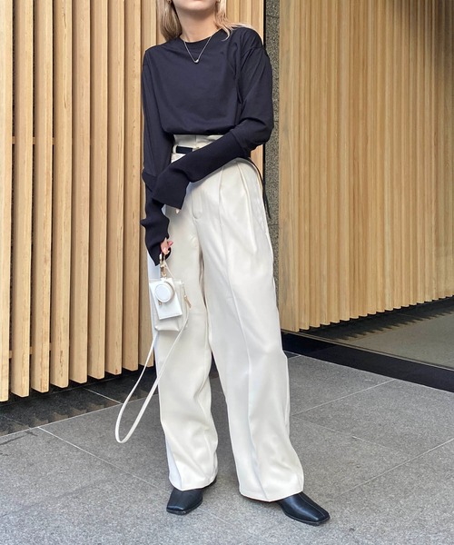 CAPRICIEUX LE'MAGE（カプリシューレマージュ）の「アームウォーマー風ロンT（Tシャツ/カットソー・レディース・ブラック/ホワイト/ベージュ・FREE）」の17枚目の写真