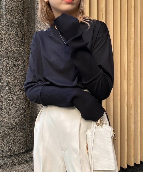 CAPRICIEUX LE'MAGE（カプリシューレマージュ）の「アームウォーマー風ロンT（Tシャツ/カットソー・レディース・ブラック/ホワイト/ベージュ・FREE）」の10枚目の写真