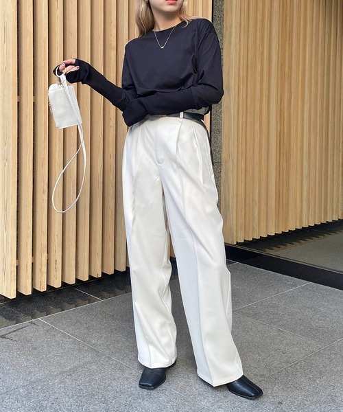 CAPRICIEUX LE'MAGE（カプリシューレマージュ）の「アームウォーマー風ロンT（Tシャツ/カットソー・レディース・ブラック/ホワイト/ベージュ・FREE）」の14枚目の写真