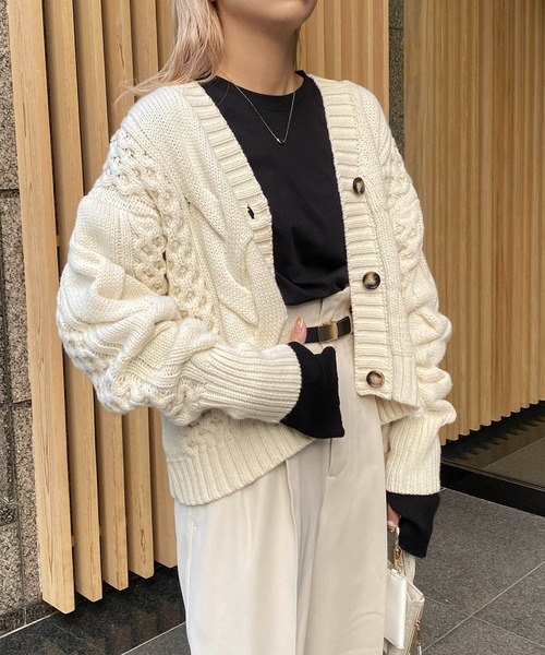 CAPRICIEUX LE'MAGE（カプリシューレマージュ）の「アームウォーマー風ロンT（Tシャツ/カットソー・レディース・ブラック/ホワイト/ベージュ・FREE）」の20枚目の写真