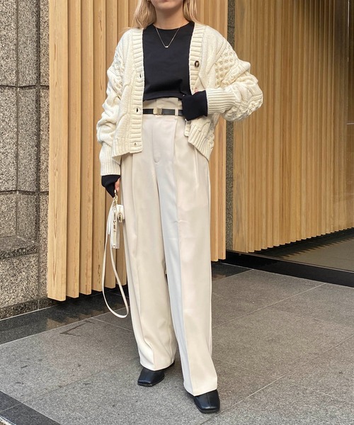 CAPRICIEUX LE'MAGE（カプリシューレマージュ）の「アームウォーマー風ロンT（Tシャツ/カットソー・レディース・ブラック/ホワイト/ベージュ・FREE）」の21枚目の写真