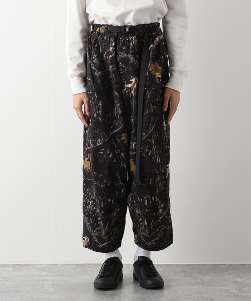 パンツ TIGHTBOOTH BULLET CAMO BALLOON PANTS TIGHTBOOTH（タイトブース）BULLET CAMO BALLOON PANTS の公式