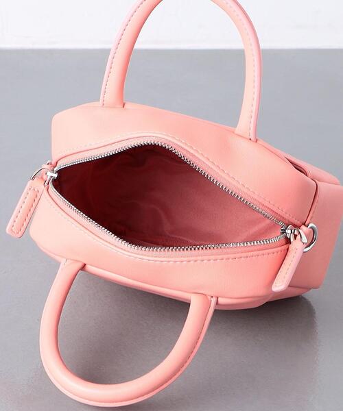 UNITED ARROWS（ユナイテッドアローズ）の「MICRO SQ ボストンバッグ（ショルダーバッグ・レディース・ブラック/オフホワイト/ピンク・FREE）」の4枚目の写真