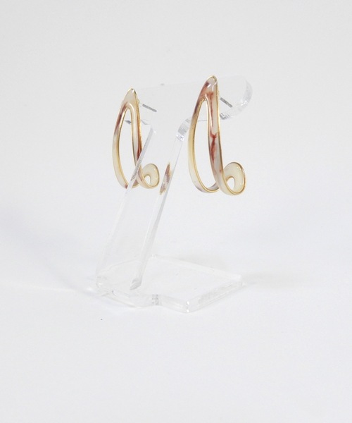 The Rule(ザルール)の「The Rule ザルール : UNCHANGED thin line pierced earring : 細線 ピアス(ピアス(両耳用)・レディース・ブラウン/ベージュ・FREE)」の5枚目の写真