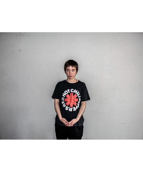 THRIFTY LOOK(スリフティールック)の「THRIFTY LOOK/スリフティールック THRIFTY'RED HOT CHILI PEPPERS'TEE(Tシャツ/カットソー・メンズ・ブラック系1/ホワイト/ホワイト系1/ブラック/ブラック系3/ブラック系2・X-LARGE/LARGE/MEDIUM)」の18枚目の写真