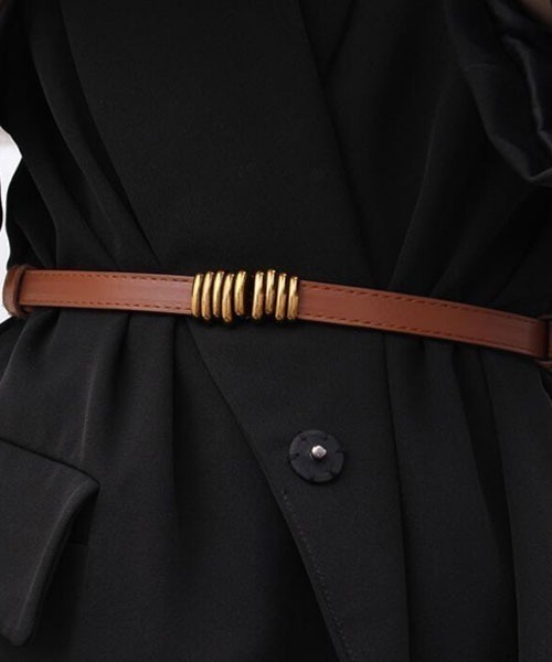 TONE SELECT GOODS（トーンセレクトグッズ）の「【resonance】アンティーク風 ゴールドバックル ナローベルト【マルチウェイ】（ベルト・レディース・ブラウン/ブラック/ダークブラウン・FREE）」の3枚目の写真