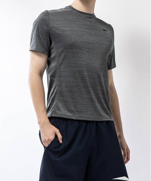 Reebok(リーボック)の「メランジT / MELANGE TEE(Tシャツ/カットソー・メンズ・ライトグリーン/クリアブルー/ヘザーチャコール・MEDIUM/SMALL/LARGE/XX-LARGE/X-LARGE/XXX-LARGE/X-SMALL)」の2枚目の写真