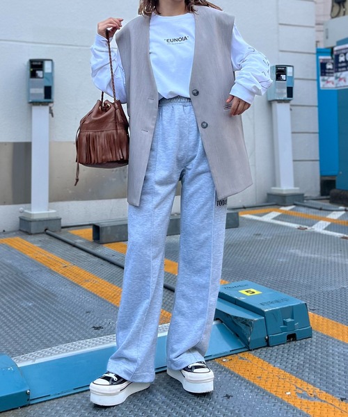 mi via loca（ミヴィアロカ）の「センターシーム ロゴスウェットパンツ（スウェットパンツ・レディース・ピンク/スミクロ/杢グレー/ボルドー・FREE）」の5枚目の写真