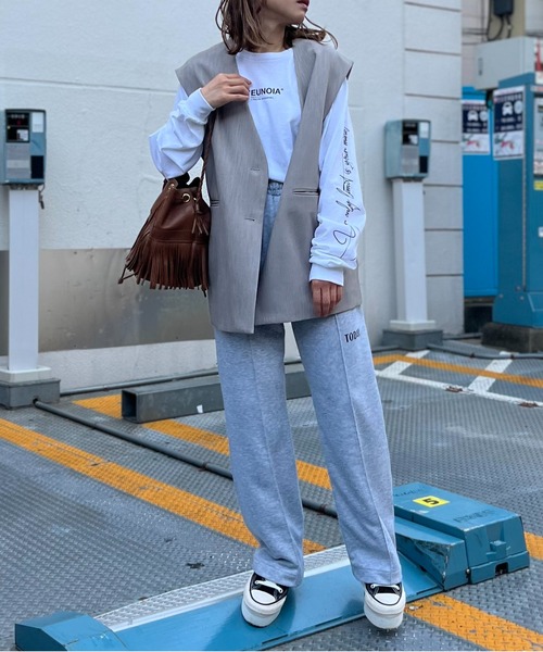 mi via loca（ミヴィアロカ）の「センターシーム ロゴスウェットパンツ（スウェットパンツ・レディース・ピンク/スミクロ/杢グレー/ボルドー・FREE）」の14枚目の写真