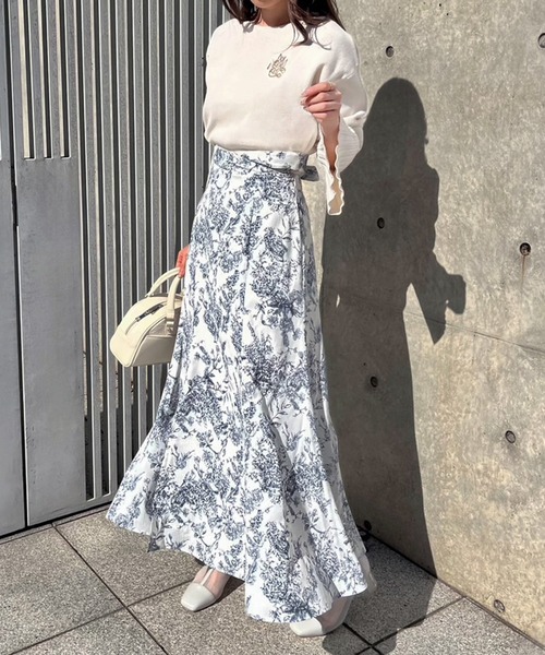 one after another NICE CLAUP(ワンアフターアナザーナイスクラップ)の「【新色追加】クロスバックリボンスカート(スカート・レディース・ホワイト系その他/ブルー系その他/ドット/アイボリー・SMALL/MEDIUM)」の5枚目の写真