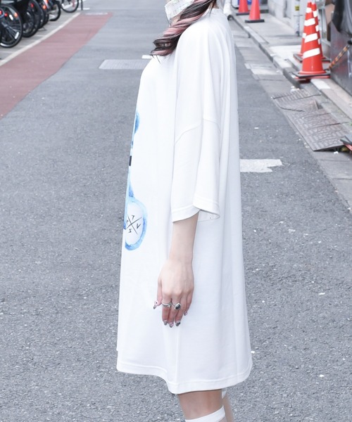 TRAVAS TOKYO（トラバス トウキョウ）の「『TRAVAS TOKYO/トラバス トーキョー』Furry bear BIG Tee/くまプリント半袖Tシャツ（Tシャツ/カットソー・レディース・パープル/ピンク/ホワイト/ブラック×パープル/ブラック×ピンク・FREE）」の12枚目の写真