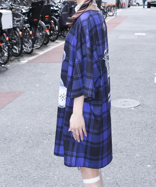 TRAVAS TOKYO（トラバス トウキョウ）の「『TRAVAS TOKYO/トラバス トーキョー』Furry bear BIG Tee/くまプリント半袖Tシャツ（Tシャツ/カットソー・レディース・パープル/ピンク/ホワイト/ブラック×パープル/ブラック×ピンク・FREE）」の20枚目の写真