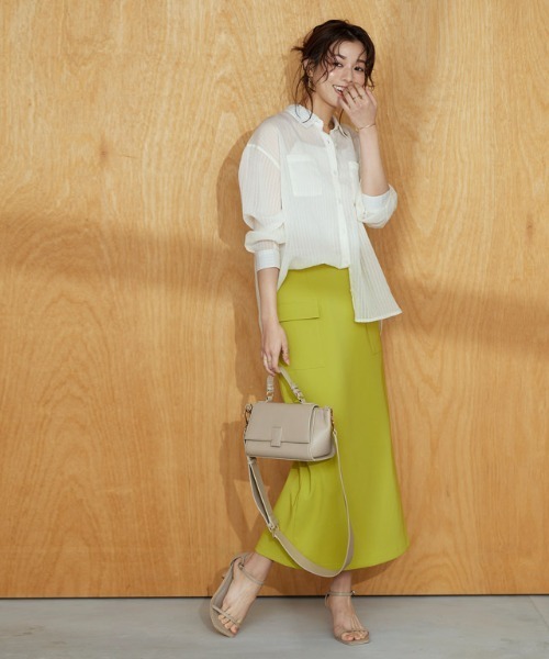 Pierrot(ピエロ)の「華奢ストラップサンダル(サンダル・レディース・ブルー/グレイッシュベージュ/ブラック・M/S/L/LL)」の12枚目の写真