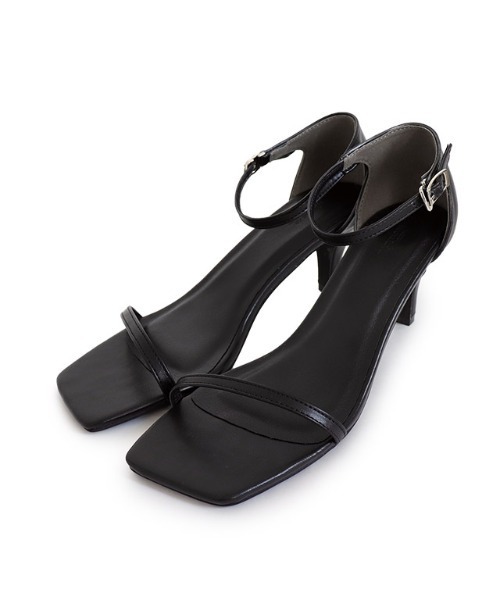 Pierrot(ピエロ)の「華奢ストラップサンダル(サンダル・レディース・ブルー/グレイッシュベージュ/ブラック・M/S/L/LL)」の19枚目の写真