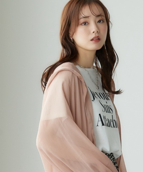 miclat（ミクラ）の「大きいサイズ　シアーフーディカーディガン　miclat（カーディガン/ボレロ・レディース・ブルー系/ピンクベージュ/ブラック・L～LL/3L～4L）」の17枚目の写真