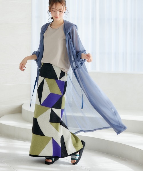 miclat（ミクラ）の「大きいサイズ　シアーフーディカーディガン　miclat（カーディガン/ボレロ・レディース・ブルー系/ピンクベージュ/ブラック・L～LL/3L～4L）」の6枚目の写真